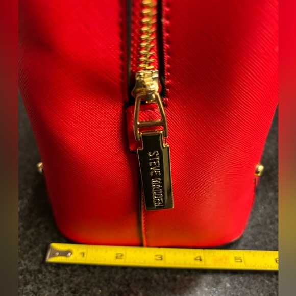 NWOT! BeAuTiFuL Steve Madden Red Handbag! ❤️ - Picture 11 of 11